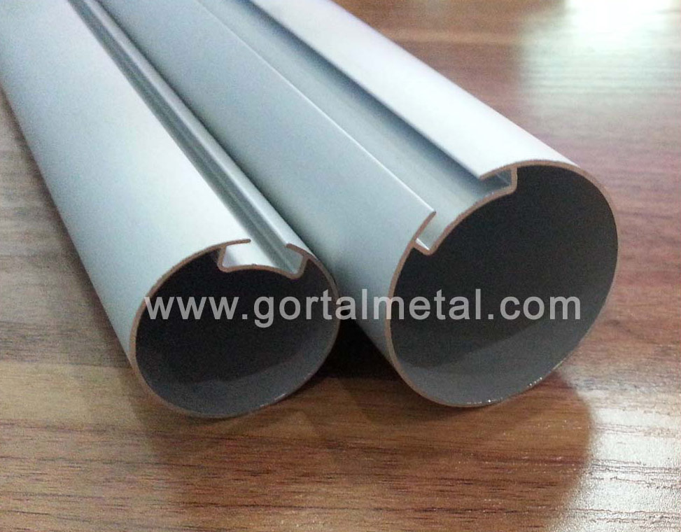 ALUMINUM ROLLER BLIND1