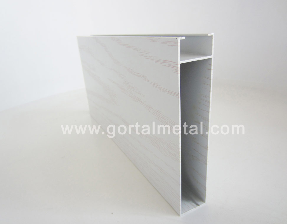 aluminum white wooden 30x150 size baffle ceiling