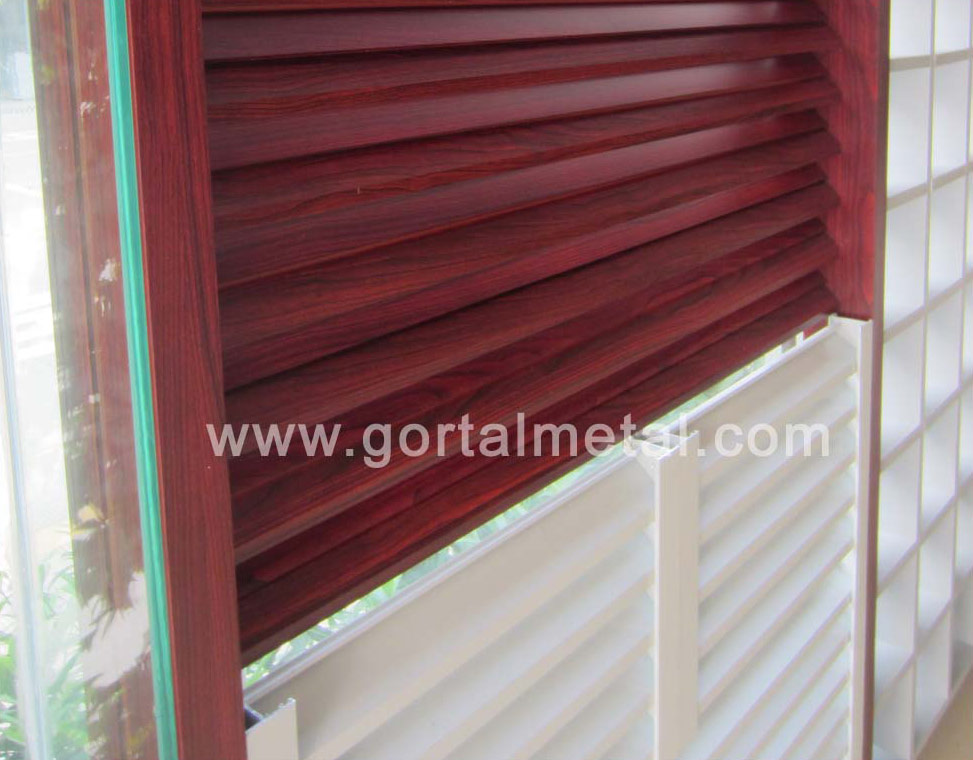 single louver foil blade